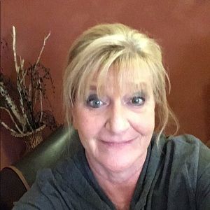 Meet your Posher, Tj